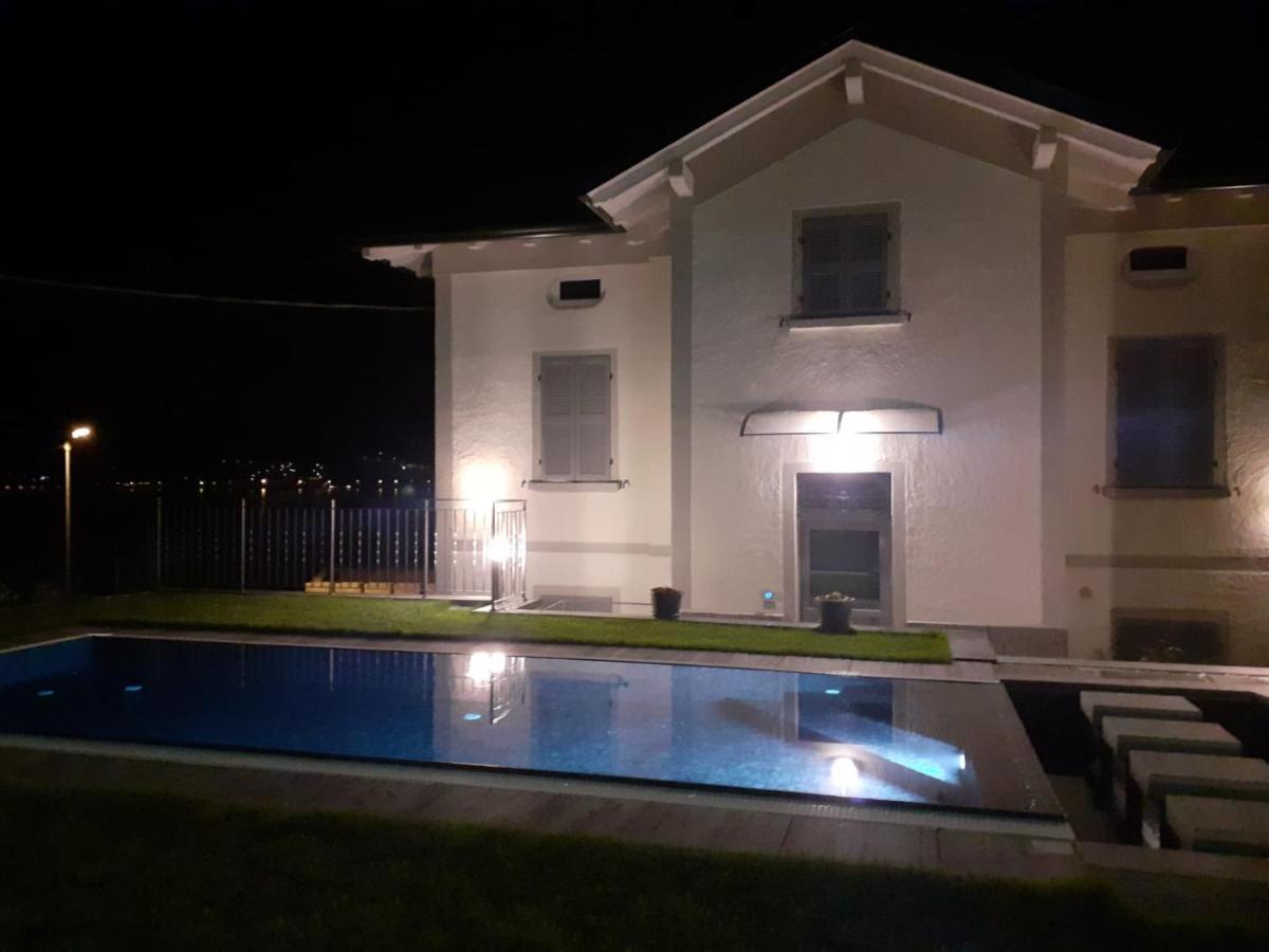 White Suite - Jacuzzi, Swimming Pool & Lake View Леццено Екстер'єр фото